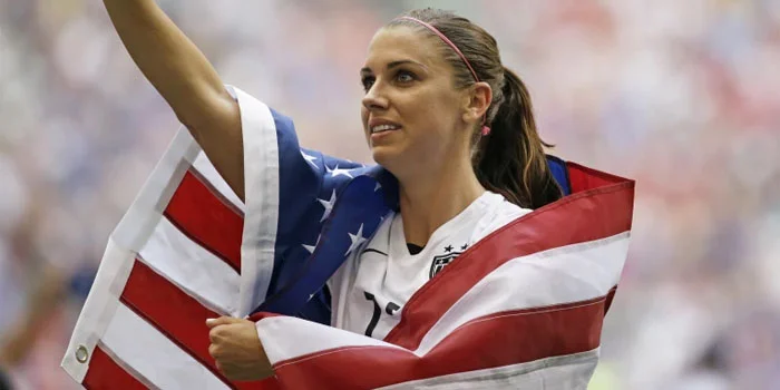 Alex Morgan Umumkan Pensiun dari Sepak Bola