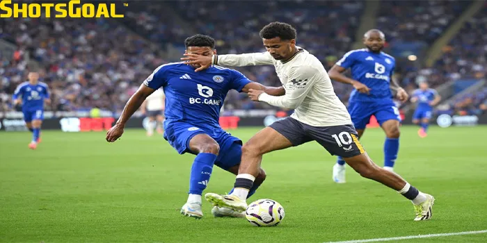 Everton akhirnya raih poin pertama usai imbang melawan Leicester