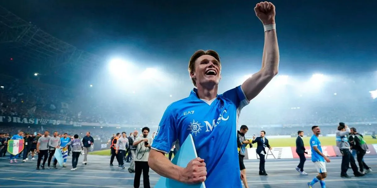 Andy-Robertson-Scott-McTominay-Ingin-Buktikan-Manchester-United-Salah-di-Napoli