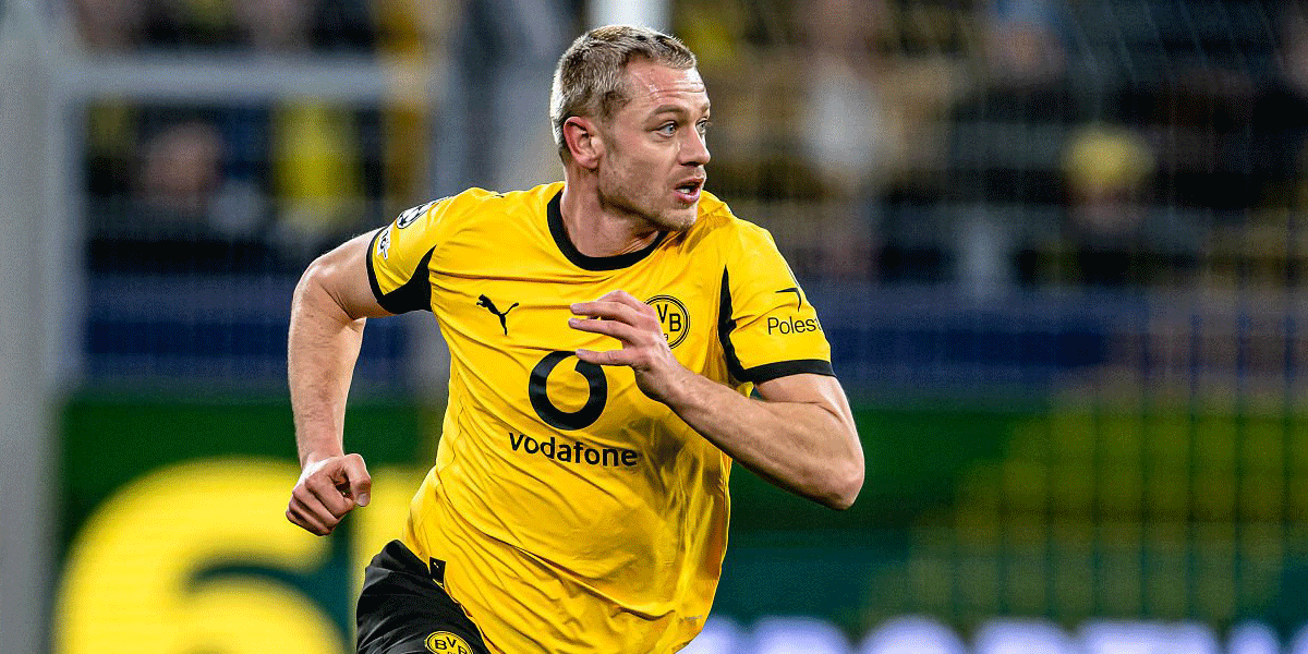 Barcelona Bidik Julian Ryerson untuk Antisipasi Kepergian Kounde