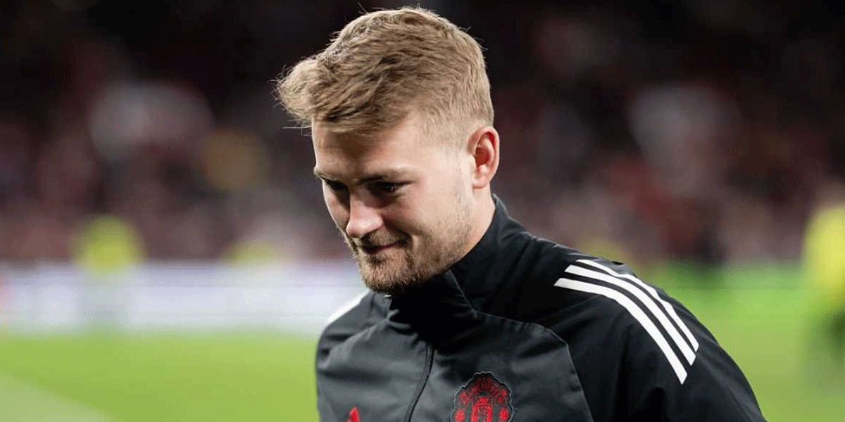 Cedera Punggung Buat Matthijs De Ligt Tertunda Comeback di Man United