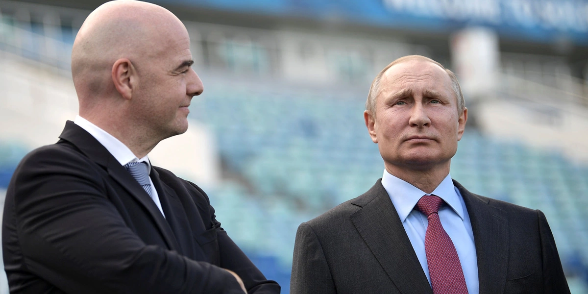 Gianni-Infantino-Dorong-Pencabutan-Larangan-FIFA-untuk-Rusia